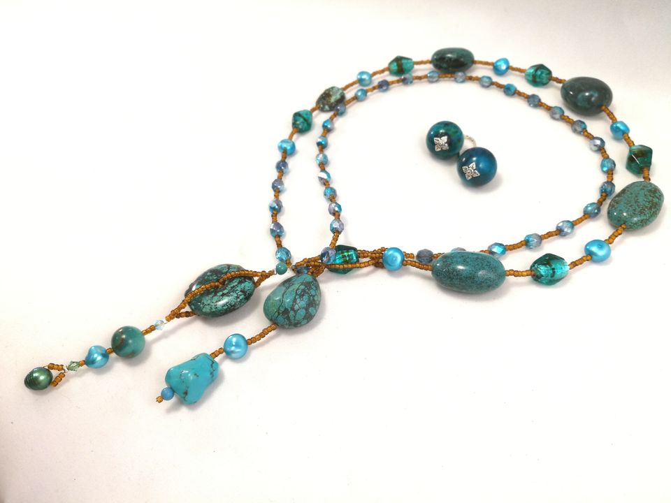 collier-long-en-turquoise-1-les-creations-de-marion