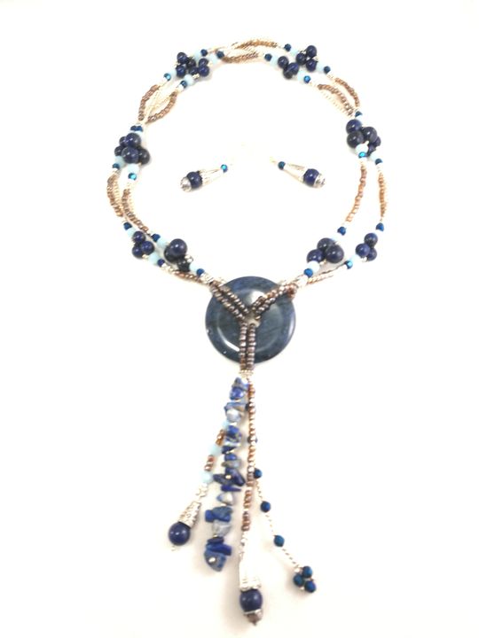 collier-long-en-lapis-lazuli-et-sodalite