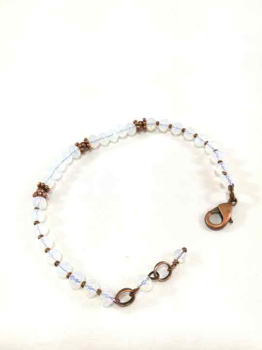 bracelet-blanc-en-opalite-brtm36