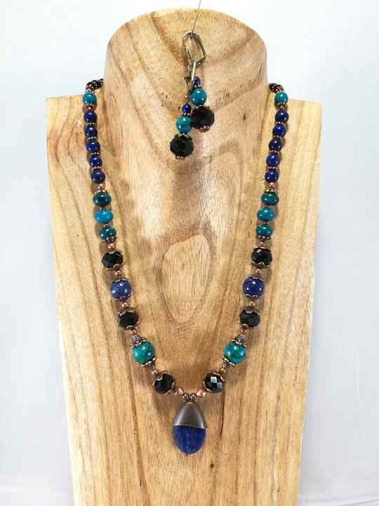 collier-bleu-turquoise-en-lapis-lazuli-et-chrysocolle-14-les-creations-de-marion