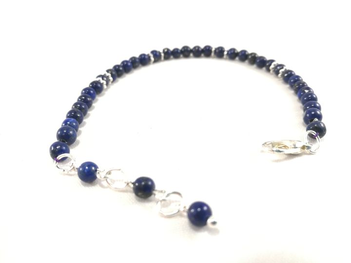 bracelet-en-perle-de-lapis-lazuli-reglable