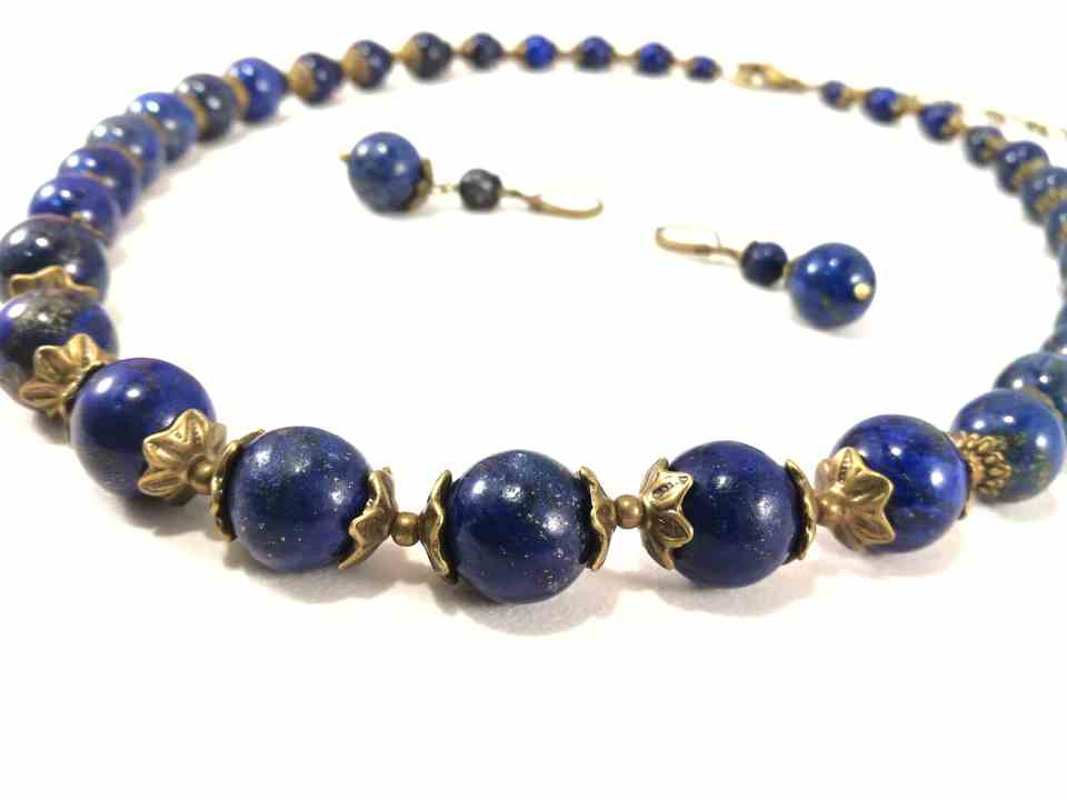 collier-baroque-en-lapis-lazuli