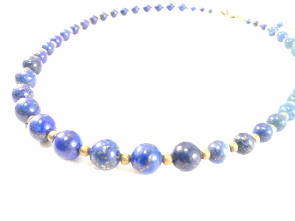 collier-bleu-en-lapis-lazuli-2