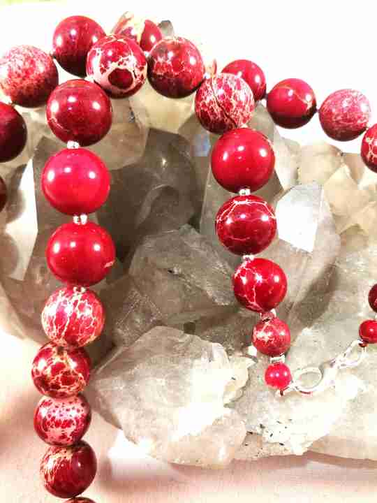 collier-rouge-en-jaspe-regalite10mm-les-creations-de-marion
