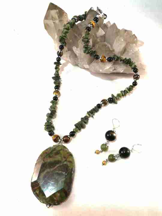 collier-en-jaspe-jade-et-obsidienne