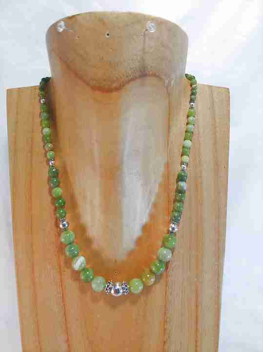 collier-vert-en-jade-boules-tibetaines-les-creations-de-marion
